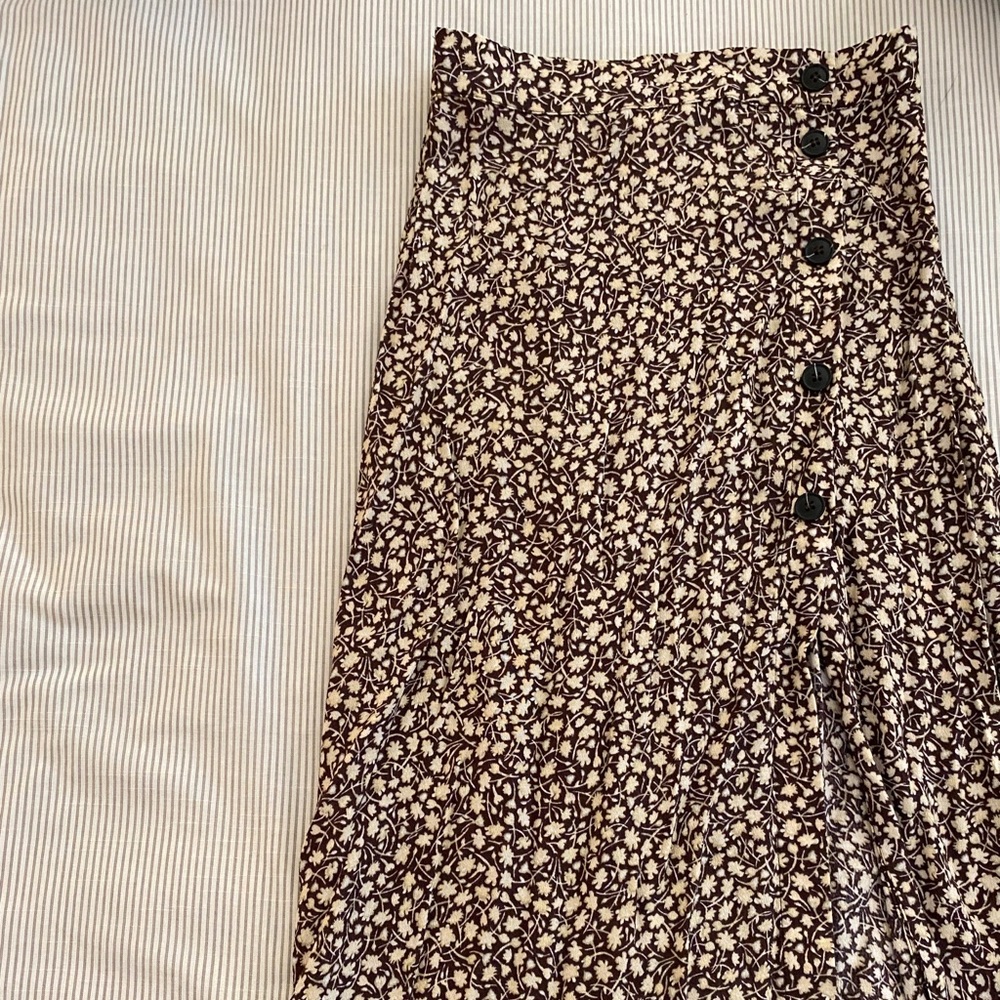 Floral midi skirt